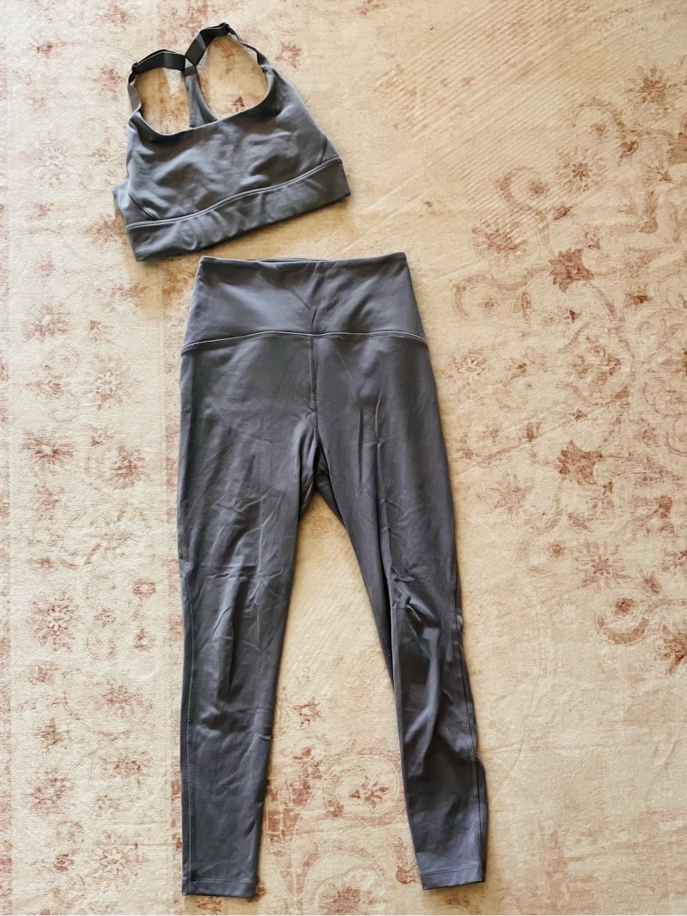 Beyond Yoga High-Waist Gray Active Leggings & Sports Bra Set